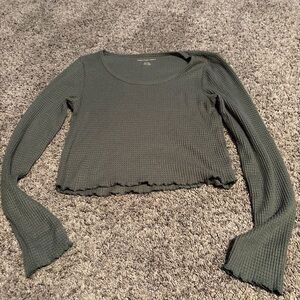 American Eagle Outfitters Charcoal Long Sleeve Tee